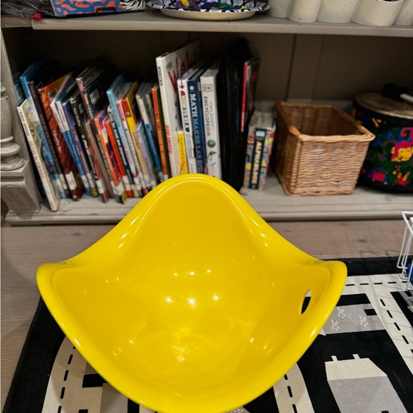 Fat Brain swiss design Yellow Kids Toy / chair - Picture 2 of 12